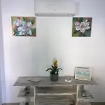 Victoria Apartment *